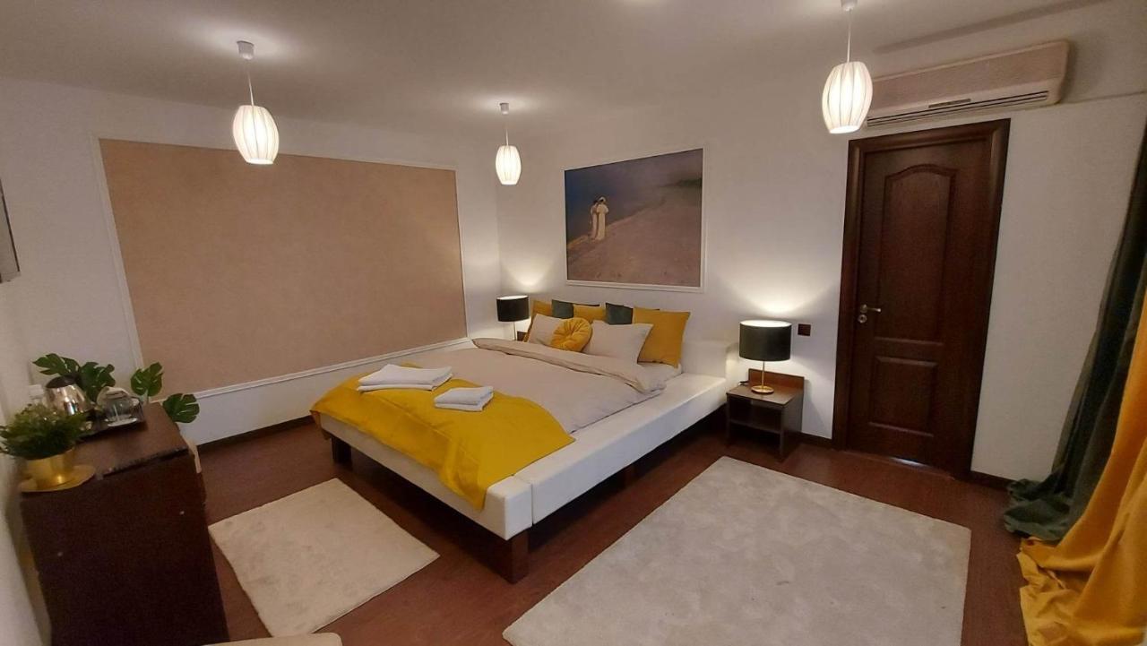 Ambiennt Hotel Bucharest Luaran gambar