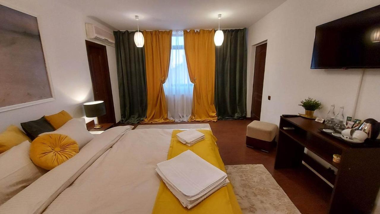 Ambiennt Hotel Bucharest Luaran gambar